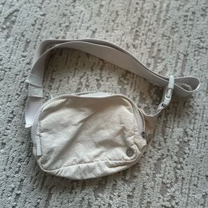 Everywhere Belt Bag Large 2L